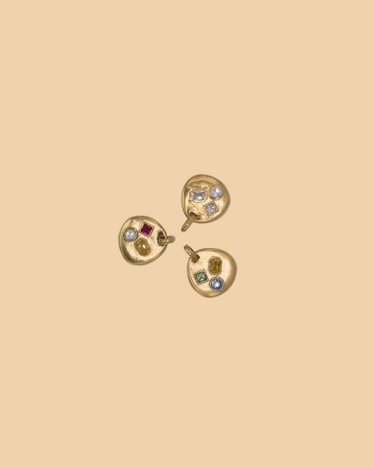 Nugget pendant in 18k gold vermeil with gemstones by Beurre d'Or